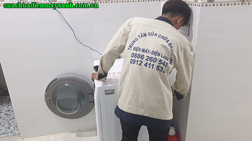 Lỗi U40 trên máy giặt Electrolux
