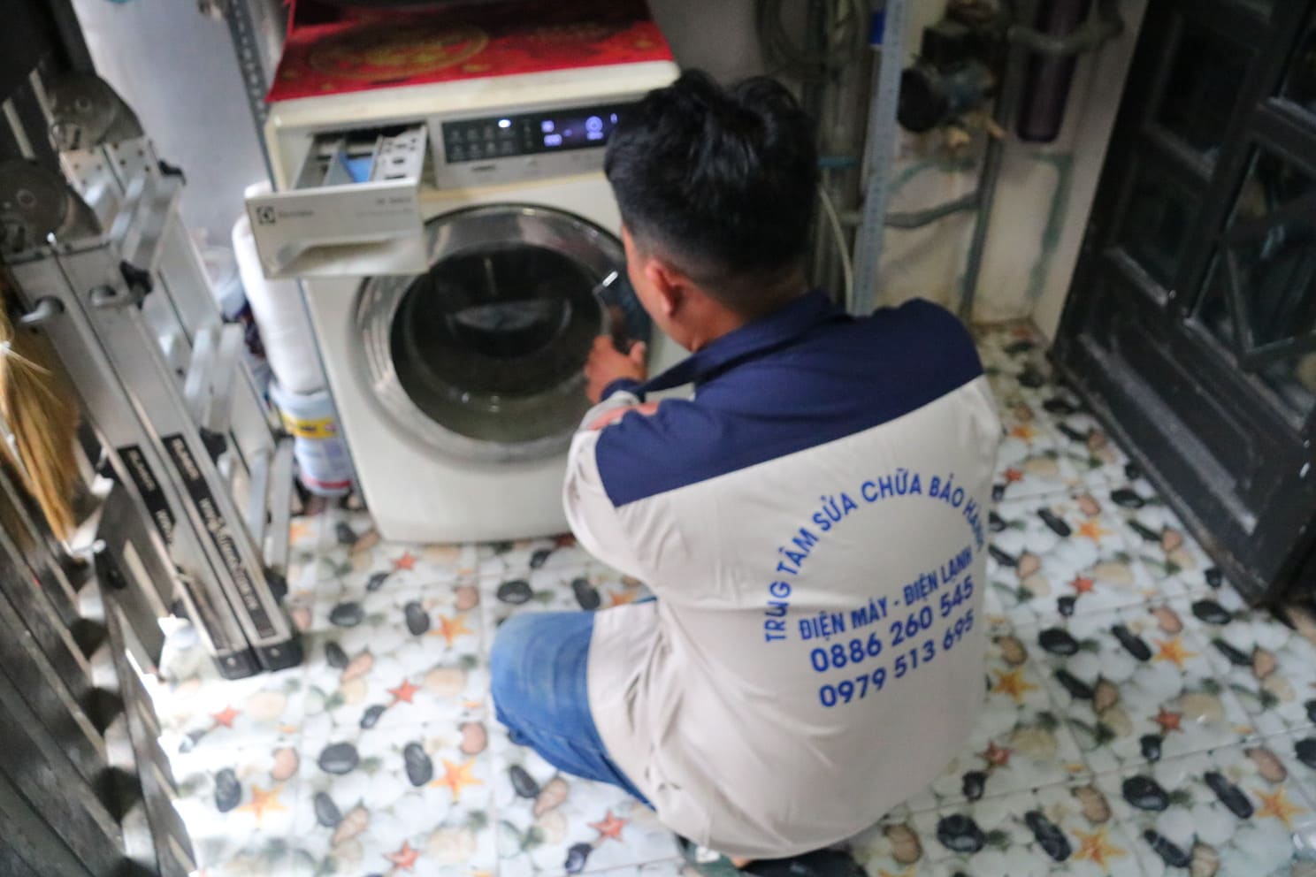 Dịch vụ sửa chữa máy sấy quần áo tận nơi TPHCM