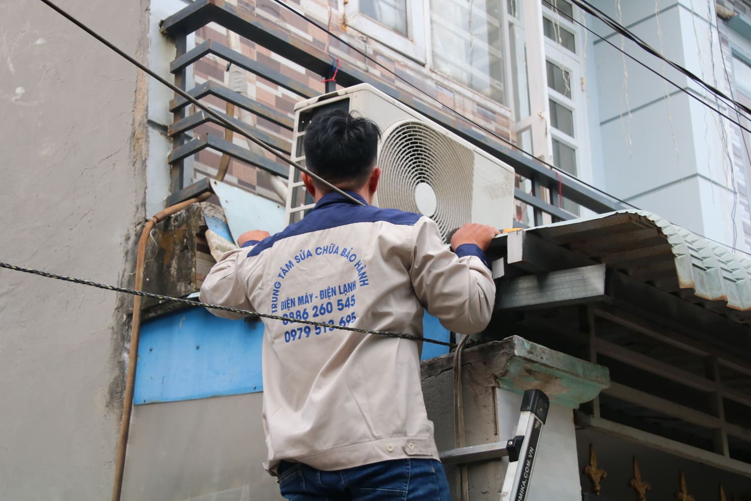 sửa máy lạnh tại nhà
