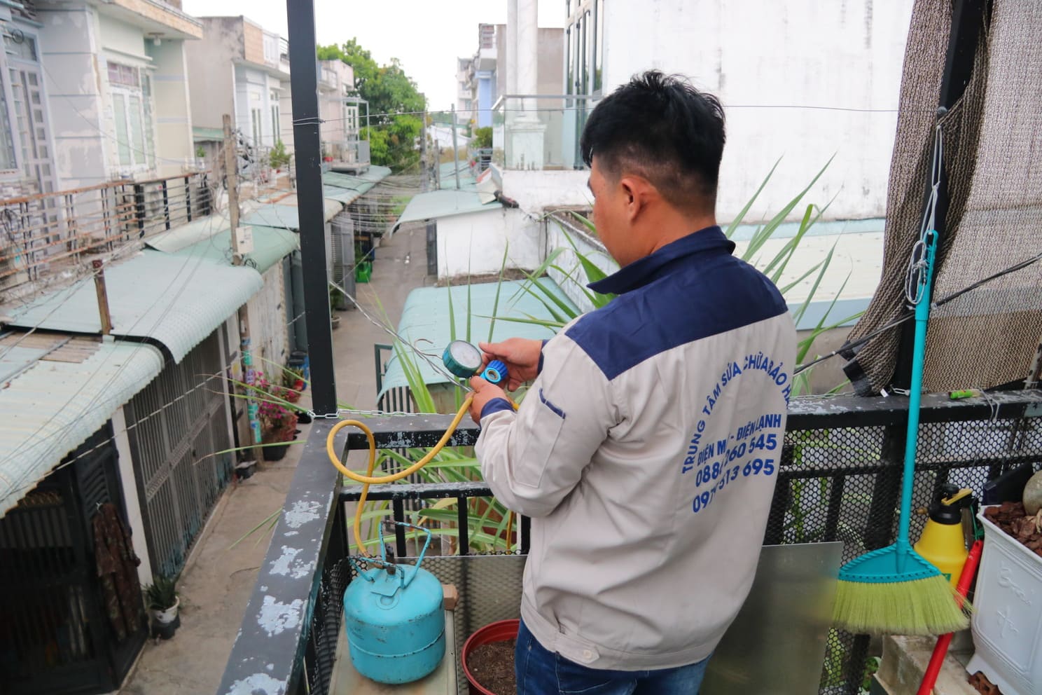 sửa máy lạnh tại nhà