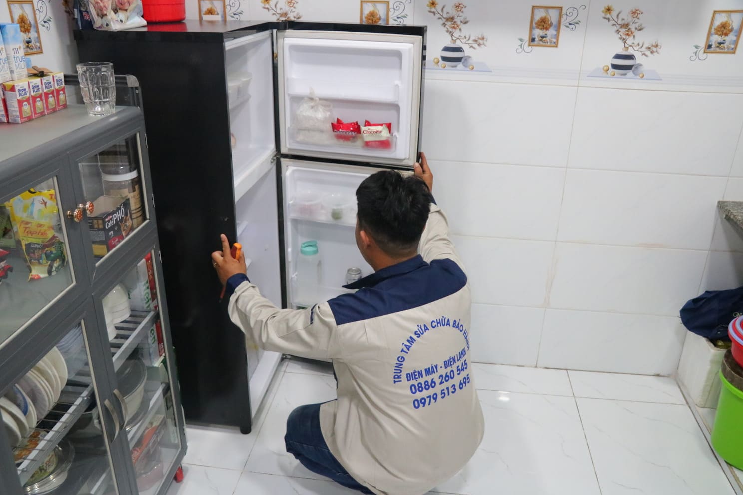 sửa tủ lạnh tại nhà TPHCM
